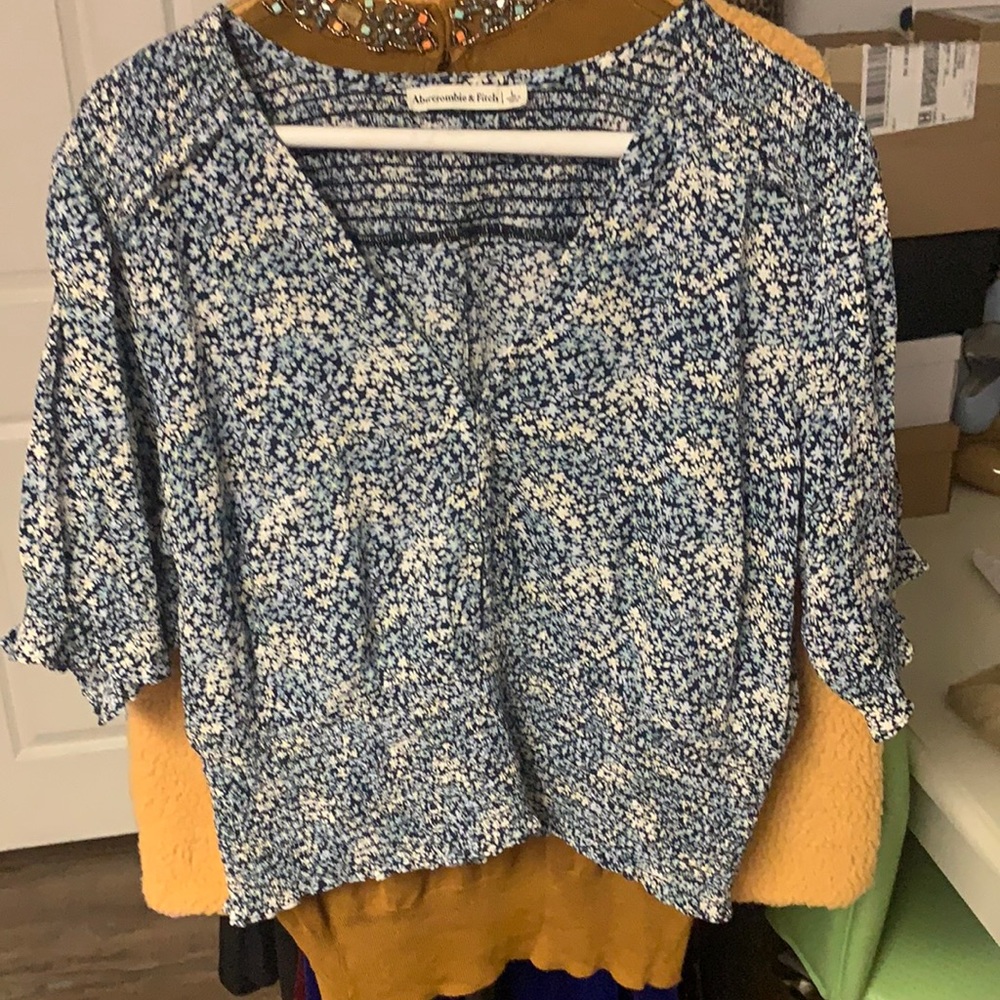 Abercrombie & Fitch floral crop top
